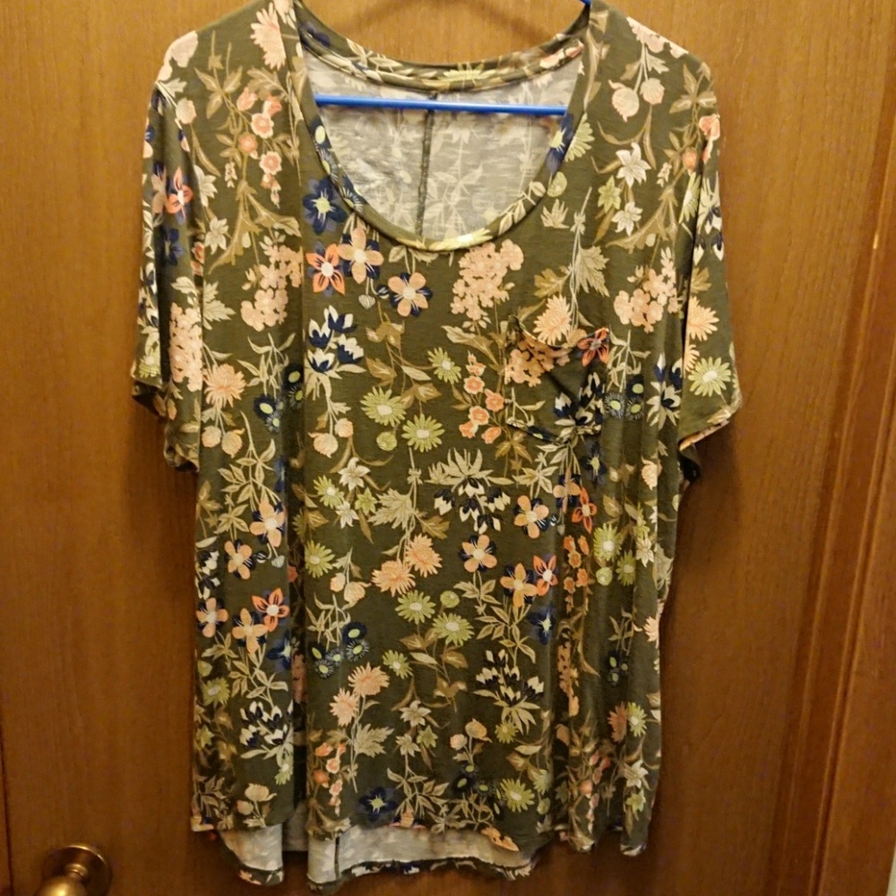 T-shirt